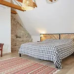 Bed and breakfast Préselő Pincészet és 3*