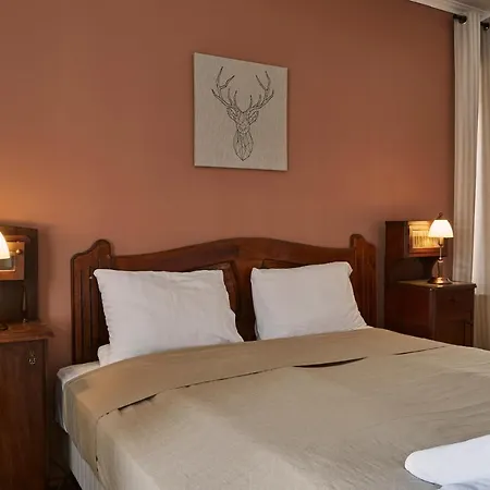 Preselo Pinceszet Es Vendeghaz Bed & Breakfast