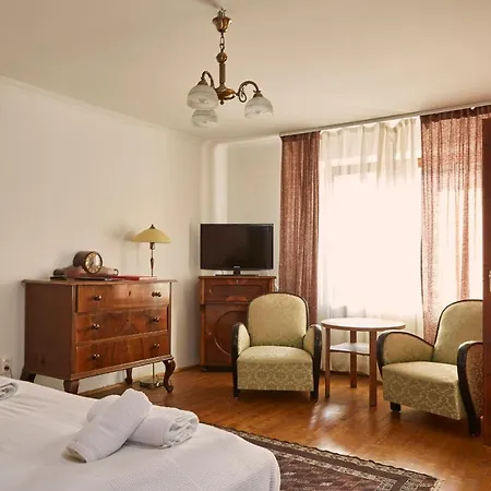Bed & Breakfast Preselo Pinceszet Es Vendeghaz