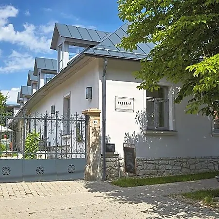 Preselo Pinceszet Es Vendeghaz Nocleg ze śniadaniem 3*