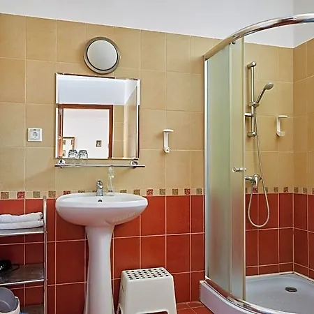 Préselő Pincészet és Bed and breakfast 3*