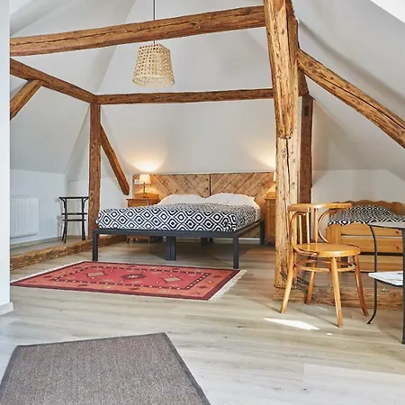 Bed & Breakfast Preselo Pinceszet Es Vendeghaz Erdobenye