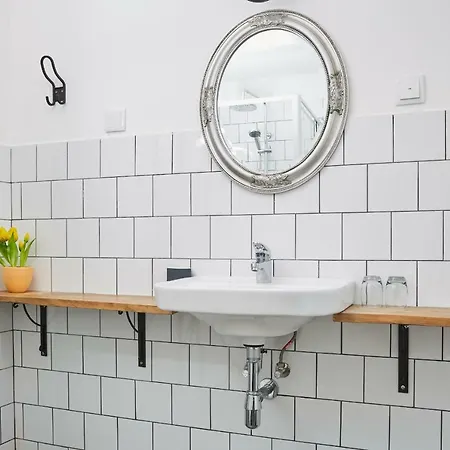 Bed & Breakfast Preselo Pinceszet Es Vendeghaz