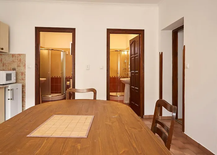 Bed & Breakfast Preselo Pinceszet Es Vendeghaz